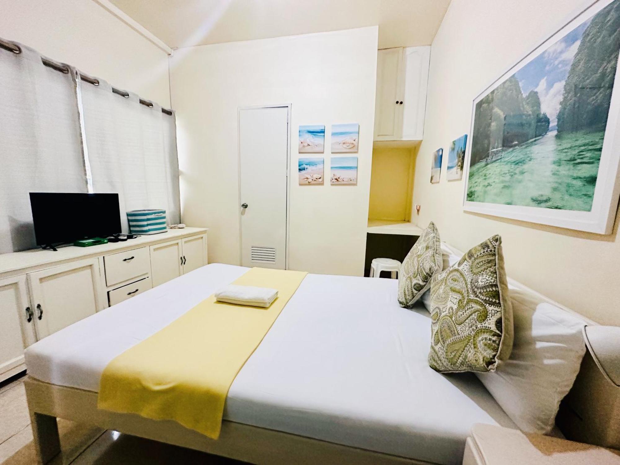Home In Taytay ภายนอก รูปภาพ