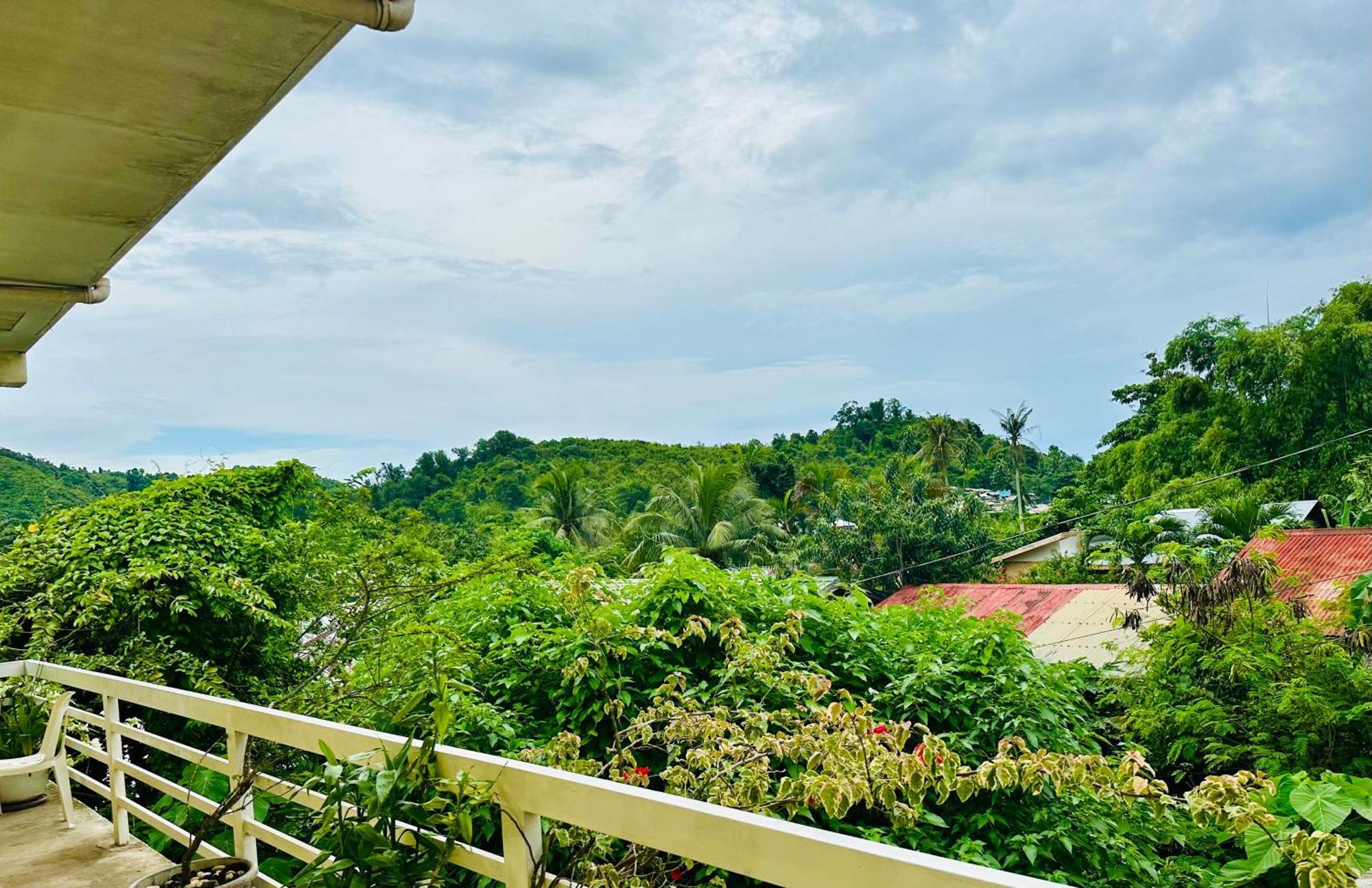 Home In Taytay ภายนอก รูปภาพ